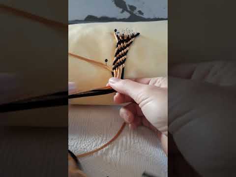 Видео: Плетеный пояс для подрясника, с нуля.