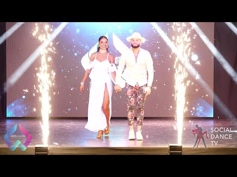 Видео: .... САМАЯ ЛУЧШАЯ ЖЕНЩИНА ...!!! Танцуют Атака и Алемана !
