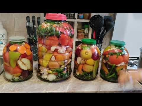 Видео: Туршу - соление даров осени у гагаузов. Огромное разнообразие овощей и фруктов в одной бочке!