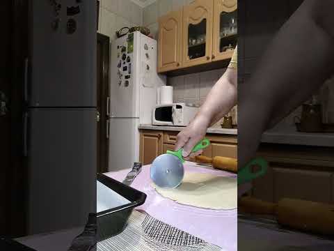 Видео: Смачні рогалики.