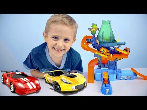 Видео: Машинки Хот Вилс (HOT WHEELS) Меняющие Цвет и Лаборатория ЦВЕТНОЙ ВСПЛЕСК. Color Shifters Color