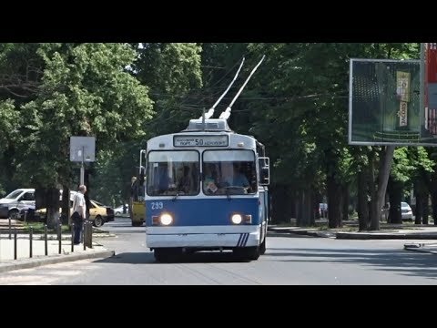 Видео: Черкасский троллейбус- ЗиУ-682В №299  " Манюня" "КП ЧЕРКАСИЕЛЕКТРОТРАНС" Этот троллейбус знают везде