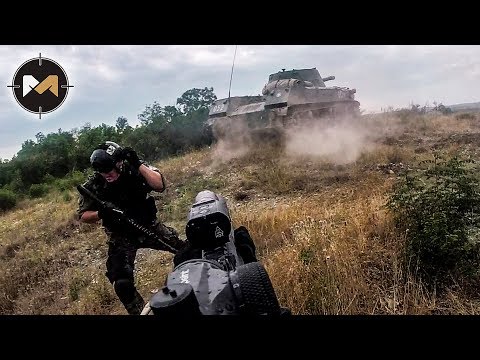 Видео: НА НАС ЕДЕТ БРОНЕТЕХНИКА. СТРАЙКБОЛ. ЗАРЯ - 3 СЕРИЯ // AIRSOFT WITH TANKS