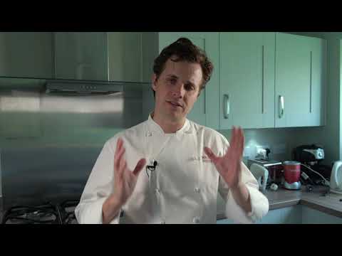 Видео: Малиновое суфле от шеф-повара Майкла Ниццеро, удостоенного звезды Мишлен