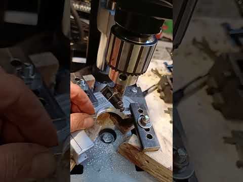 Видео: Китайский сверлильний станок