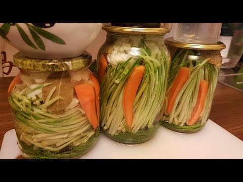 Видео: Закатка черемши. БЕЗ рассола, кастрюль и пара! Сразу в банке!