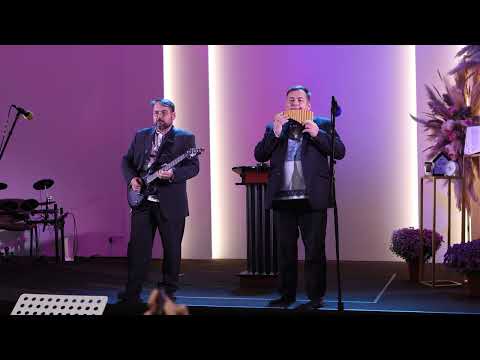 Видео: Пой Аллилуйя Господу. (Guitar & Pan-flute)