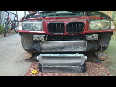 Видео: BMW E36 330D M57D30 BiTurbo / Почему рвало пайпы? / Замена интеркулера  №14