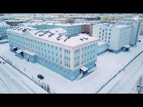 Видео: ПОД КРАСНЫМ КРЕСТОМ