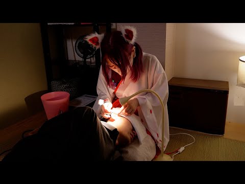 Видео: Чудесная чистка ушей и массаж всего тела от лисицы-хранительницы