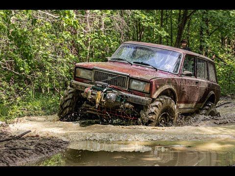 Видео: Жигули на 38-х колесах и порталах!!!