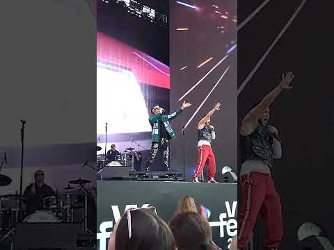 Видео: Братья Гаязовы "Малиновая лада" vk фест. 15.07.2023  Москва