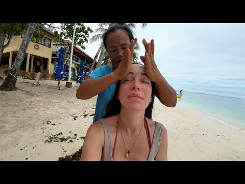 Видео: Уличный массаж на пляже на Филиппинах 💆‍♀️