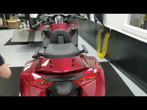 Видео: Комплект для снятия багажника Hondaline, часть 2 — Honda GoldWing 2018+