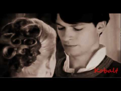 Видео: Дым сигарет с ментолом