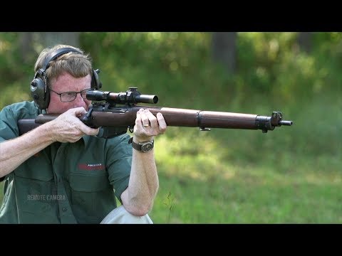 Видео: У меня есть это старое оружие: британская снайперская винтовка Lee-Enfield No. 4 (T)