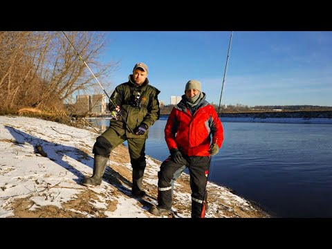 Видео: ЗИМНИЙ СПИННИНГ на Москва-реке 2020-2021. Рыбалка в ЛЫТКАРИНО и ЧУЛКОВО.