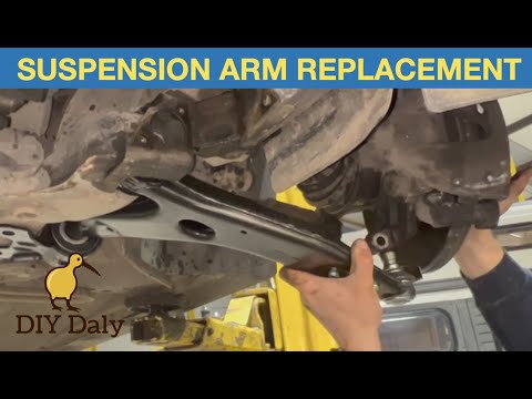 Видео: Замена рычага передней подвески Ford Cmax