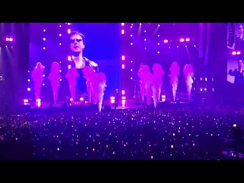 Видео: XOLIDAYBOY - Океаны (live) 25.04.2025