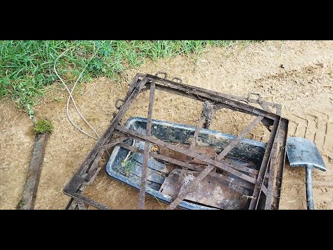 Видео: ПОЕХАЛ ЗА МЕТАЛЛОМ А ПРИЕХАЛ НА ПОМОЩЬ КОМРАДУ. Коп металла.