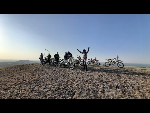 Видео: Совместный вечерний мотовыезд по Караканскому хребту.