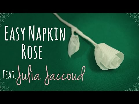 Видео: Простой урок по изготовлению розы из салфеток от Джулии Жаккуд