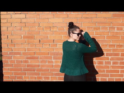 Видео: Джемпер с баской. Как я вязала