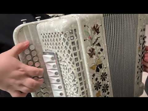 Видео: Звучание нот для гармони «Позови меня тихо по имени»