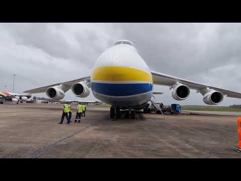 Видео: Кругосветка на Ан-124 Руслан. Уникальный рейс Орландо -  Зандерия - Билем. Видео из кабины пилотов.