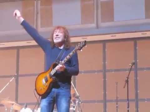 Видео: Кузьмин - соло на гитаре