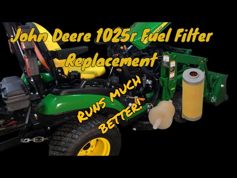 Видео: Как заменить топливные фильтры на John Deere 1025r