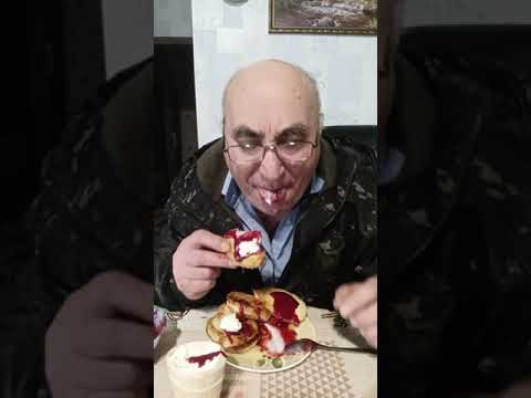 Видео: МУКБАНГ 🇦🇲 - ОЛАДЬИ  С ВАРЕНЬЕМ 🥞