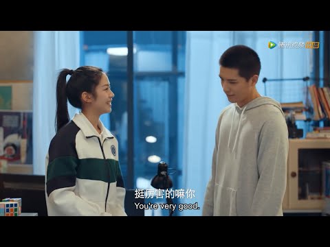 Видео: Золушка пошла ночью в общежитие, чтобы утешить красивого босса, и провела 3 сладких часа