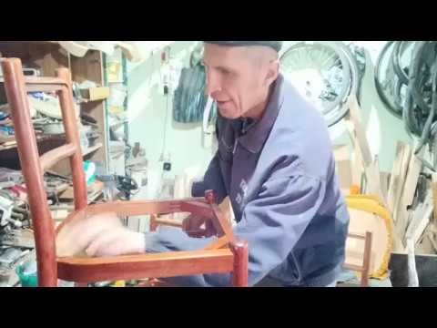Видео: Как восстановить лаковое покрытие стульев быстро и дёшево.