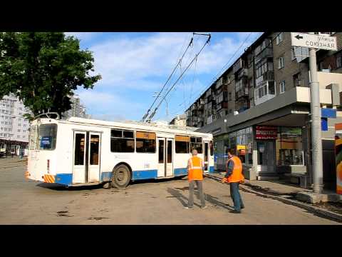 Видео: крутой разворот троллейбуса на Щорса, Екатеринбург