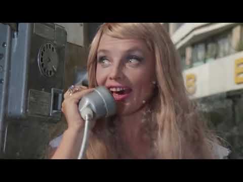 Видео: Пьяная экскурсия по Москве