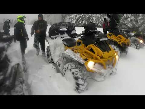 Видео: Наш первый зимний выезд!!! Много снега!!!! BRP XMR1000r VISKO4lock