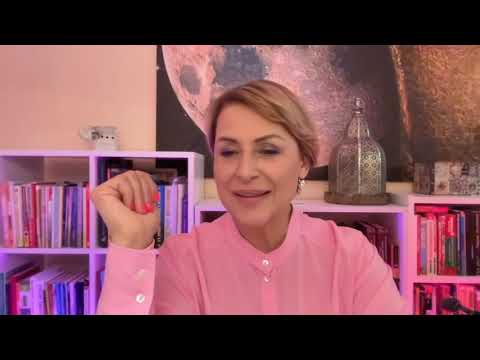 Видео: Как сохранить молодость лица просто и естественно! Проверено на себе!