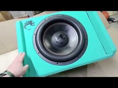 Видео: Обзор на МЕГА САБВУФЕРА DL Audio Piranha 15A Marine V.2
