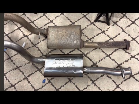 Видео: Замена Flowmaster на Borla Pro XS на Foxbody Mustang: станут ли они тише?