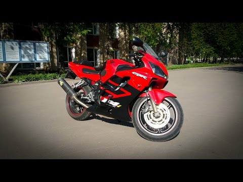 Видео: Обзор Honda CBR 600 F4i