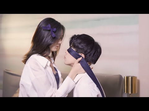 Видео: «Одноклассники — партнёры на всю жизнь: она становится умнее, и они женятся»