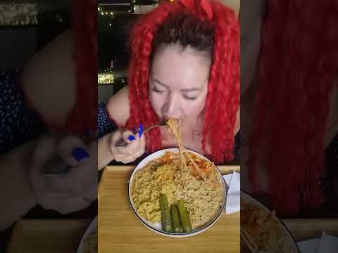 Видео: #mukbang ПРОПАЛА КОЛЛЕГА ПО РАБОТЕ! #еда #mukbang #food #вкусно #eating