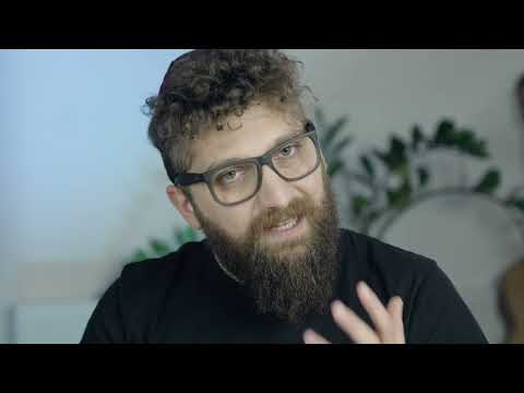 Видео: Как выстроить общение между професс. и любителями музыкантами | Менеджмент и управление в группе