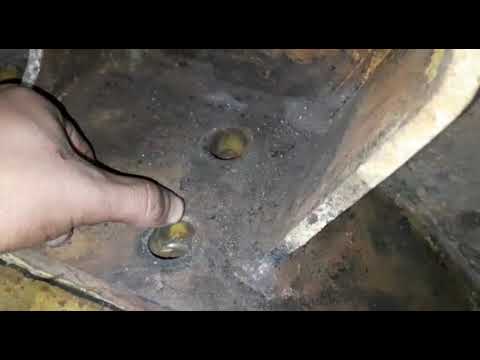 Видео: Ремонт заднего моста Cat 428. Часть 2