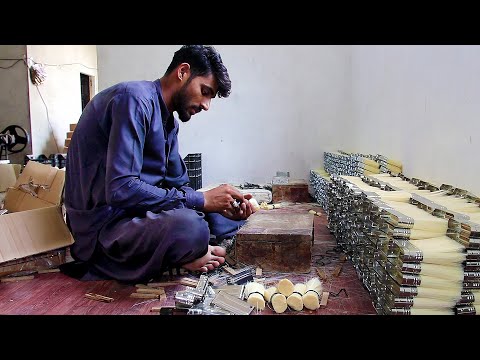 Видео: Как делают кисти для рисования