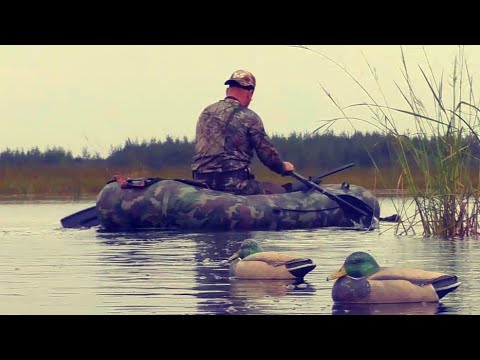 Видео: НЕ ЗРЯ ТУДА ЗАБРАЛСЯ! ОХОТА НА УТКУ С ЧУЧЕЛАМИ.