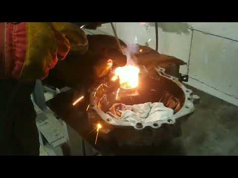 Видео: Заварка дифференциала в КПП пассат B3 для минитрактора.