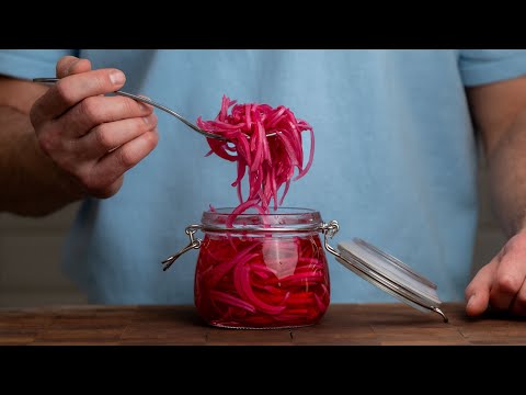 Видео: ВКУСНЕЙШИЙ Красный Маринованный Лук за 5 Минут