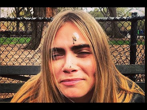Видео: Кара Делевинь - смешные моменты || русские субтитры